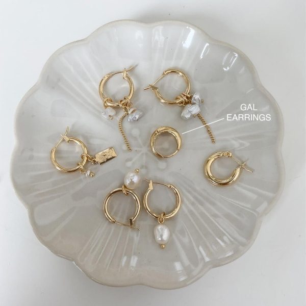 Gal Earrings