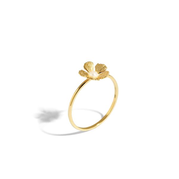 Tiny Miu Flower Ring