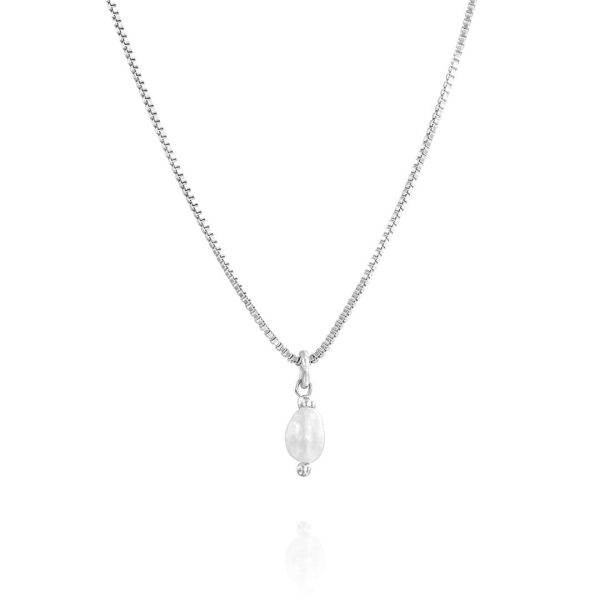 Vintage Pearl Necklace