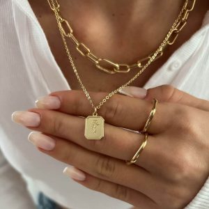 vintage-rose-necklace-704852